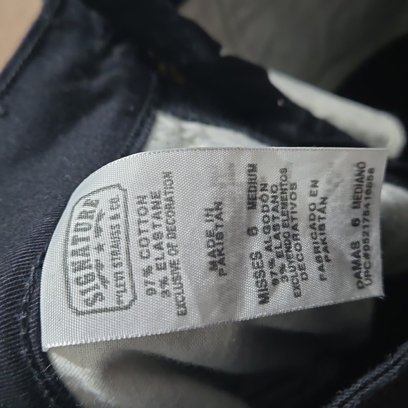 Levi Signature Bootcut Black Jeans NWT - Picture 8 of 8